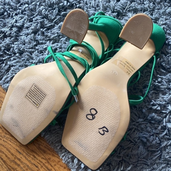 NWOT Fashion Nova Green Faux Suede Pay No Mind Heels Ankle Tie Heels Size 8.5 - Picture 9 of 13